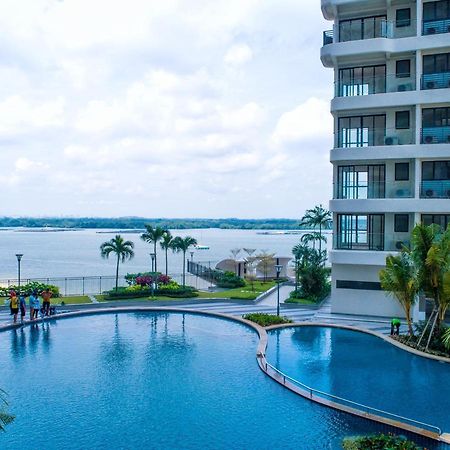 Scenic Country Garden Danga Bay By Lions Bay Apartment Johor Bahru Exterior photo