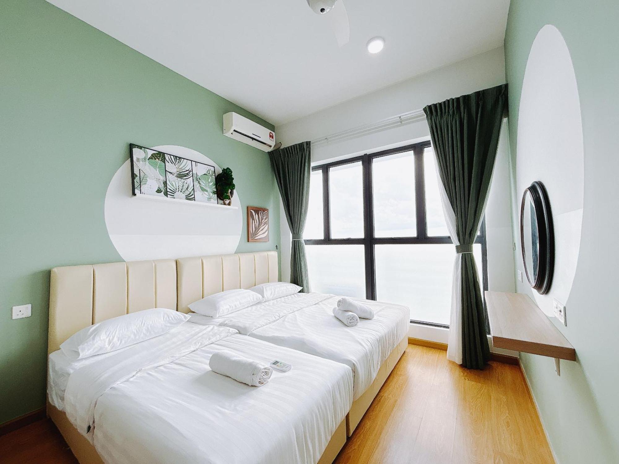 Scenic Country Garden Danga Bay By Lions Bay Apartment Johor Bahru Room photo