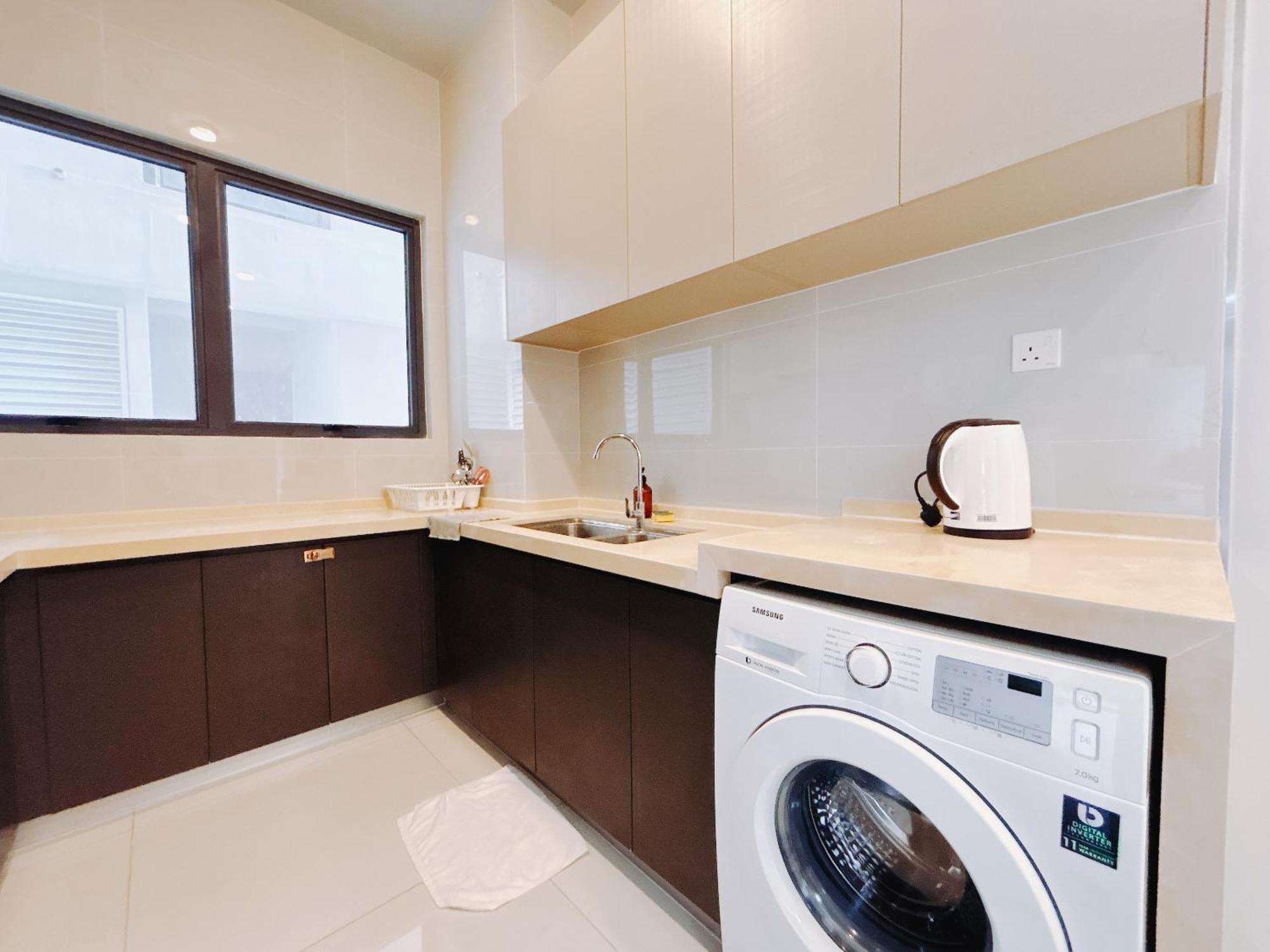 Scenic Country Garden Danga Bay By Lions Bay Apartment Johor Bahru Room photo